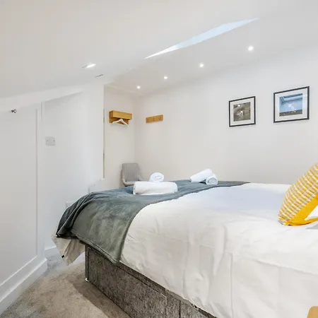 The Botanical Flat 1 Apartment Sheffield
