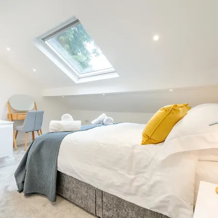 The Botanical Flat 1 * Sheffield
